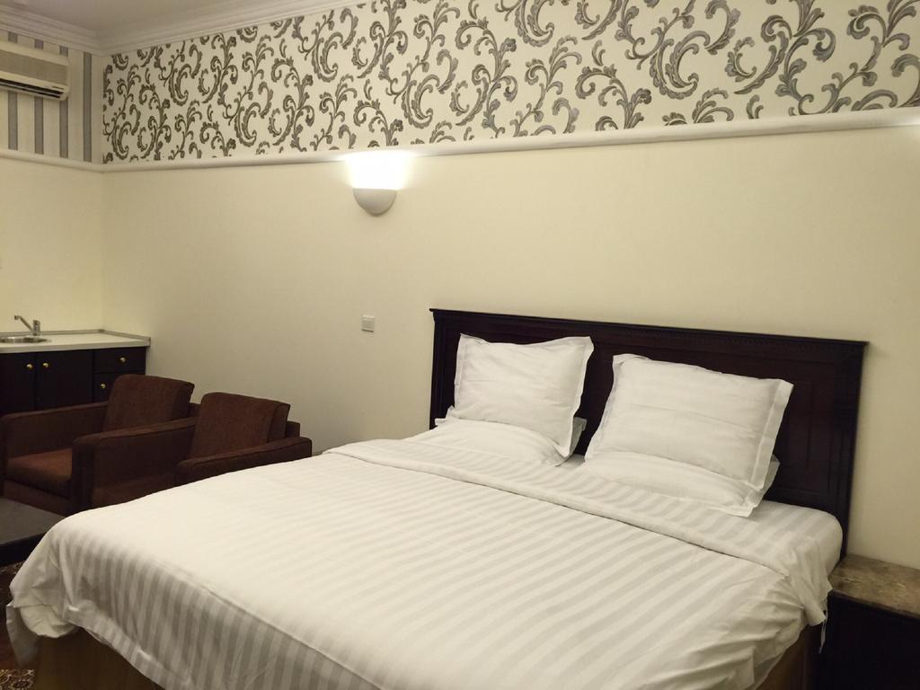Al Denny Aparthotel Dschidda Zimmer foto