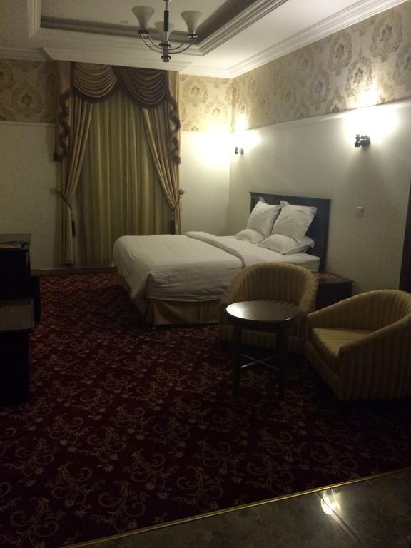 Al Denny Aparthotel Dschidda Zimmer foto